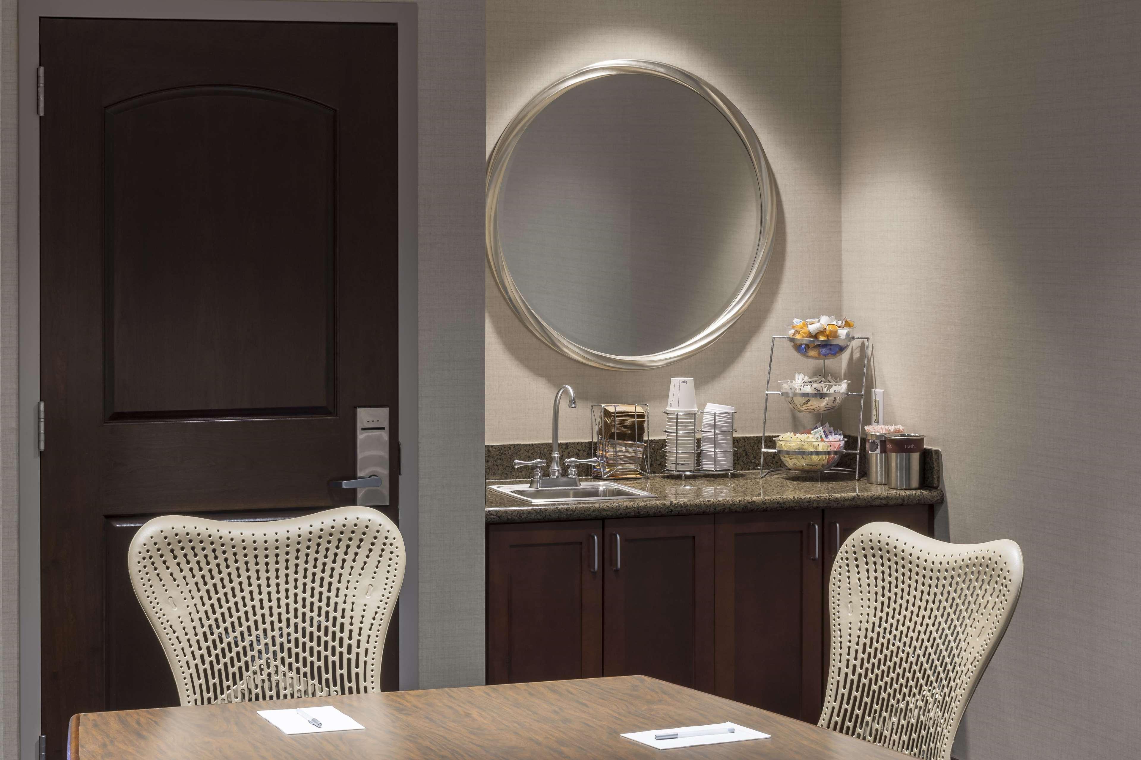 Hampton Inn & Suites Oklahoma City-Bricktown Екстер'єр фото