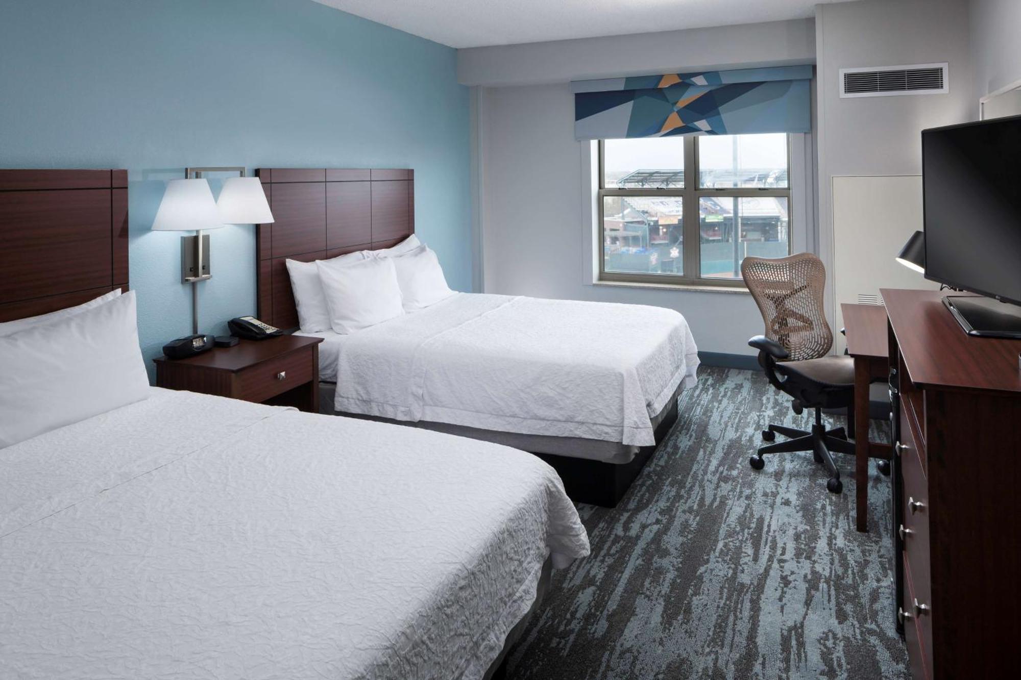 Hampton Inn & Suites Oklahoma City-Bricktown Екстер'єр фото