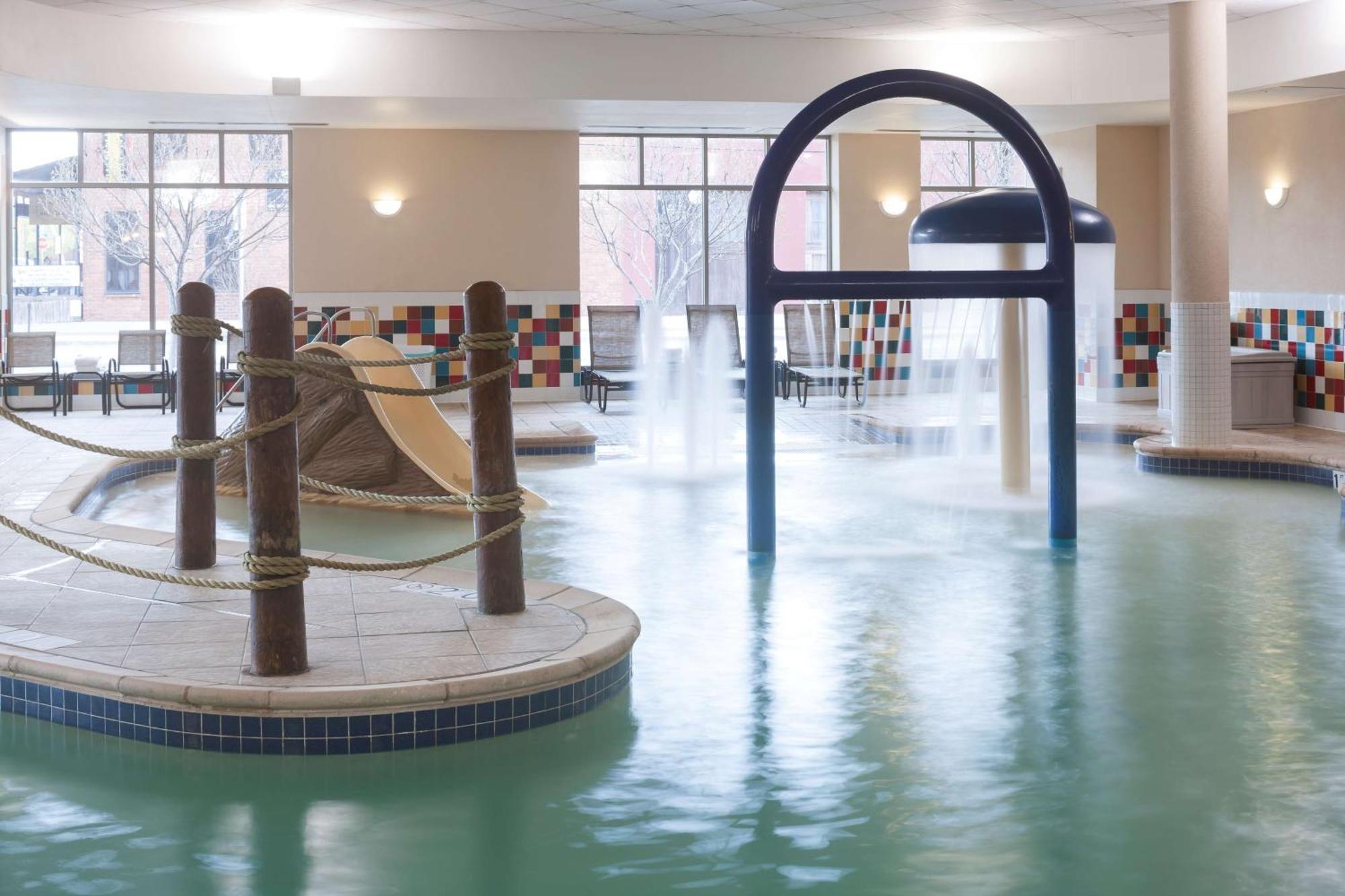 Hampton Inn & Suites Oklahoma City-Bricktown Екстер'єр фото